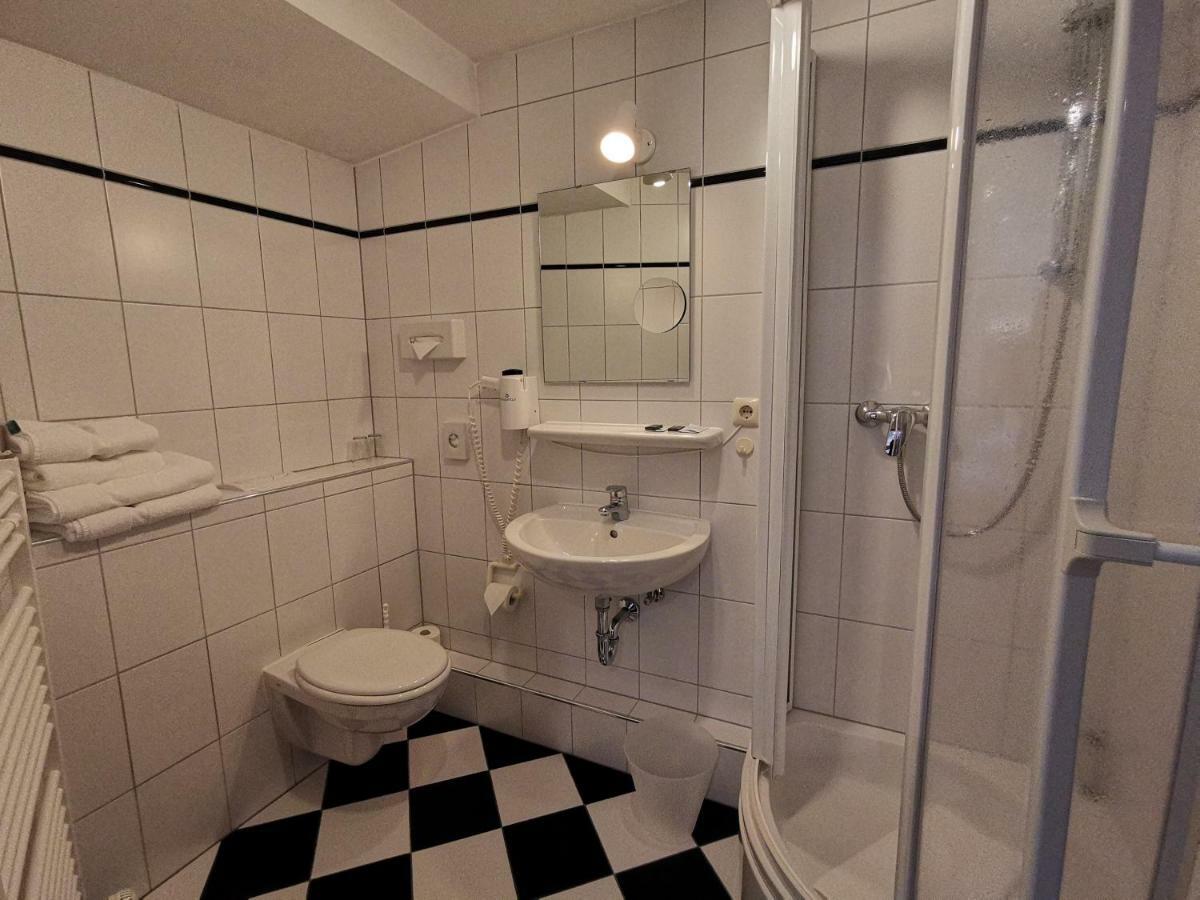 Gaestehaus Dorflinde Grasellenbach Dış mekan fotoğraf